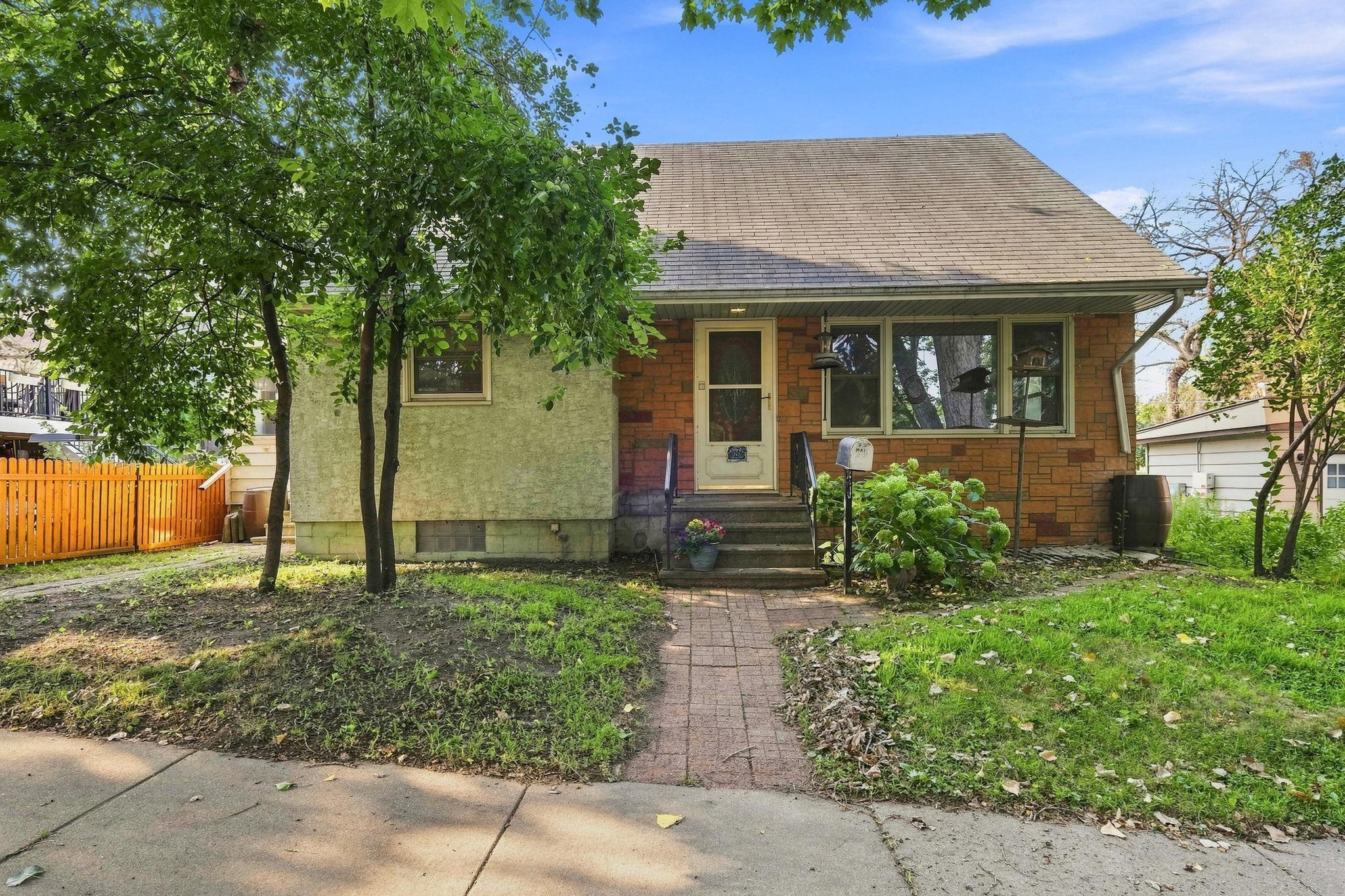 212 3rd Street E, Jordan, MN 55352
