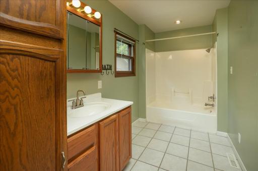105 4th St NW, Kasson, MN 55944