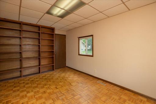 105 4th St NW, Kasson, MN 55944