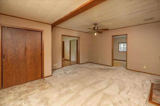 105 4th St NW, Kasson, MN 55944