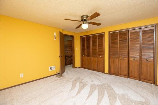 105 4th St NW, Kasson, MN 55944