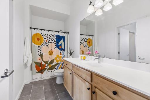 Walkthrough full bath, with bathtub and shower.