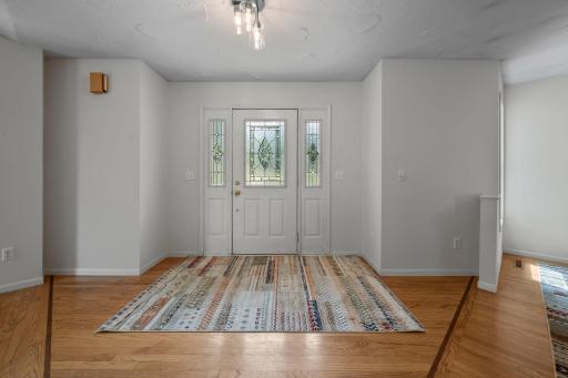 16-web-or-mls-N6690 870th St-334 (2).jpg