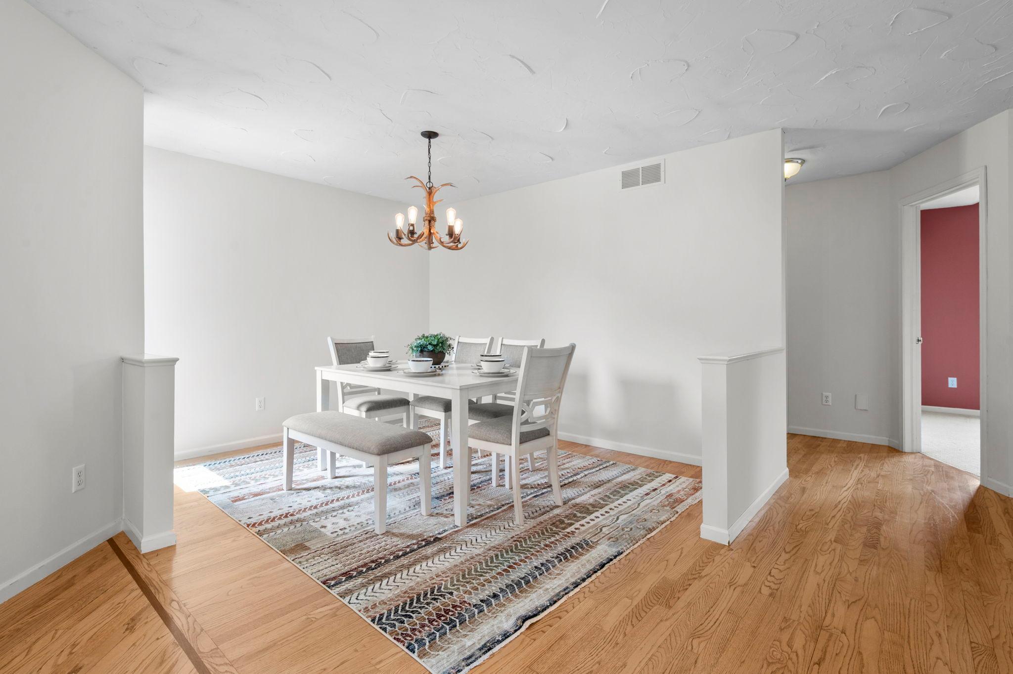 20-web-or-mls-N6690 870th St-19 (2).jpg