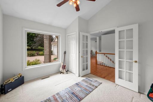 32-web-or-mls-N6690 870th St-74 (2).jpg