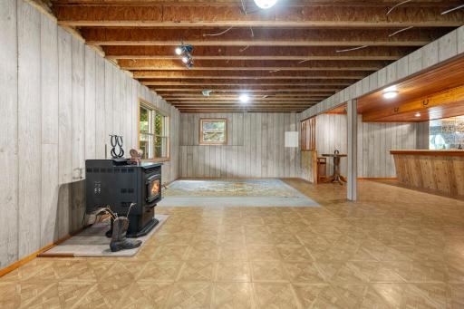 102-web-or-mls-N6690 870th St-354.jpg