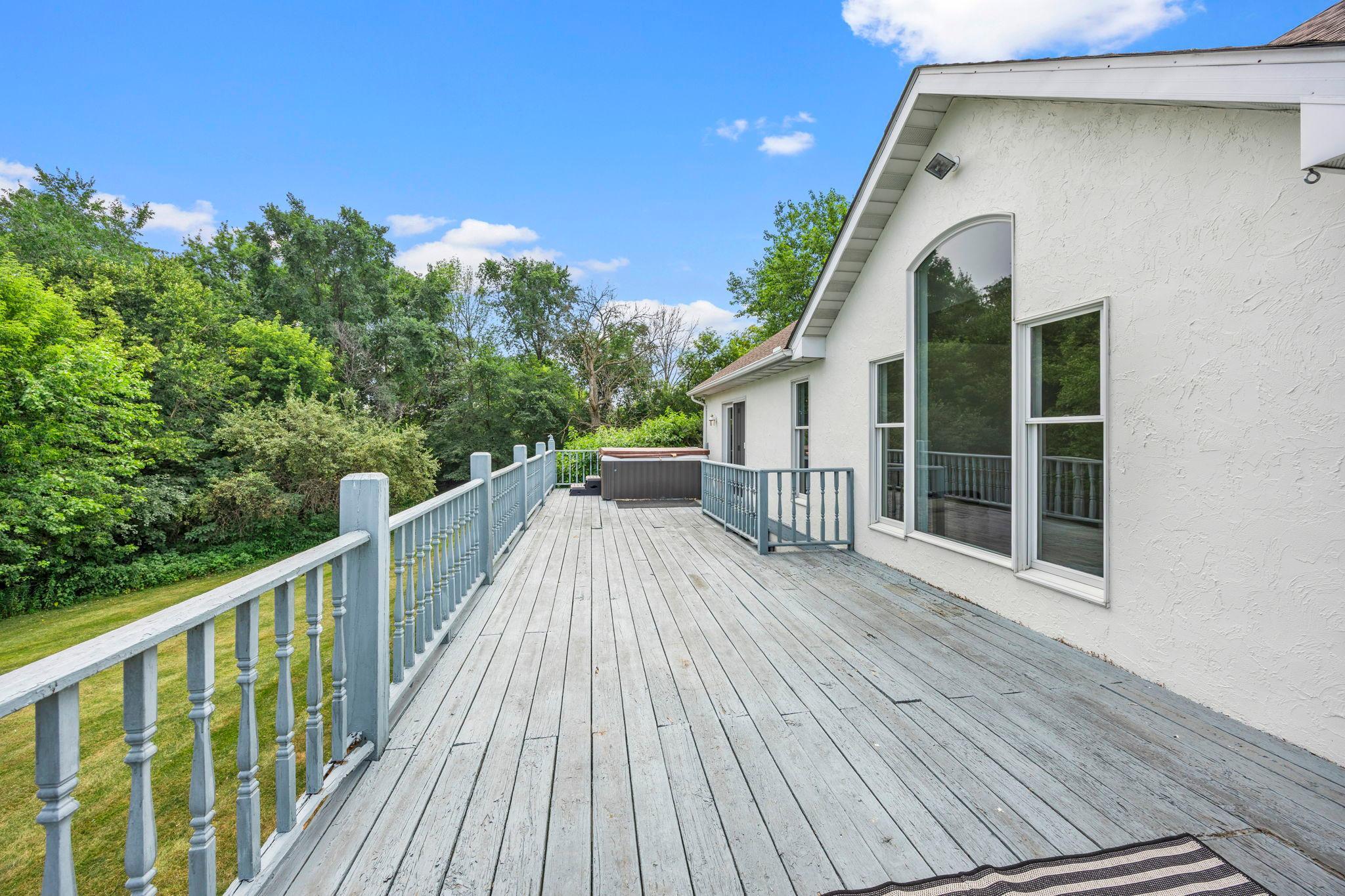 122-web-or-mls-N6690 870th St-14.jpg