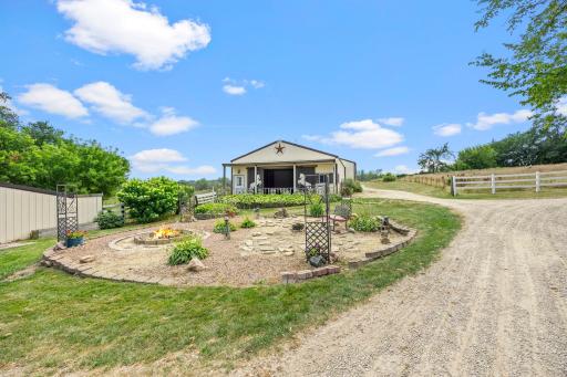 130-web-or-mls-N6690 870th St-54.jpg