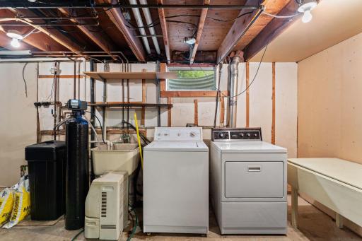 Dual Level Laundry (lower level)
