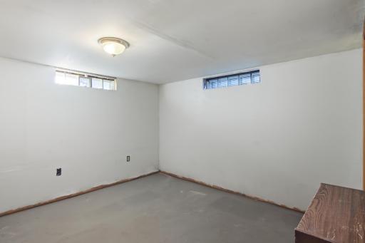Lower Level Bonus Room