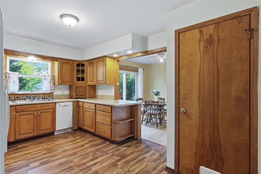Open flow to dining area