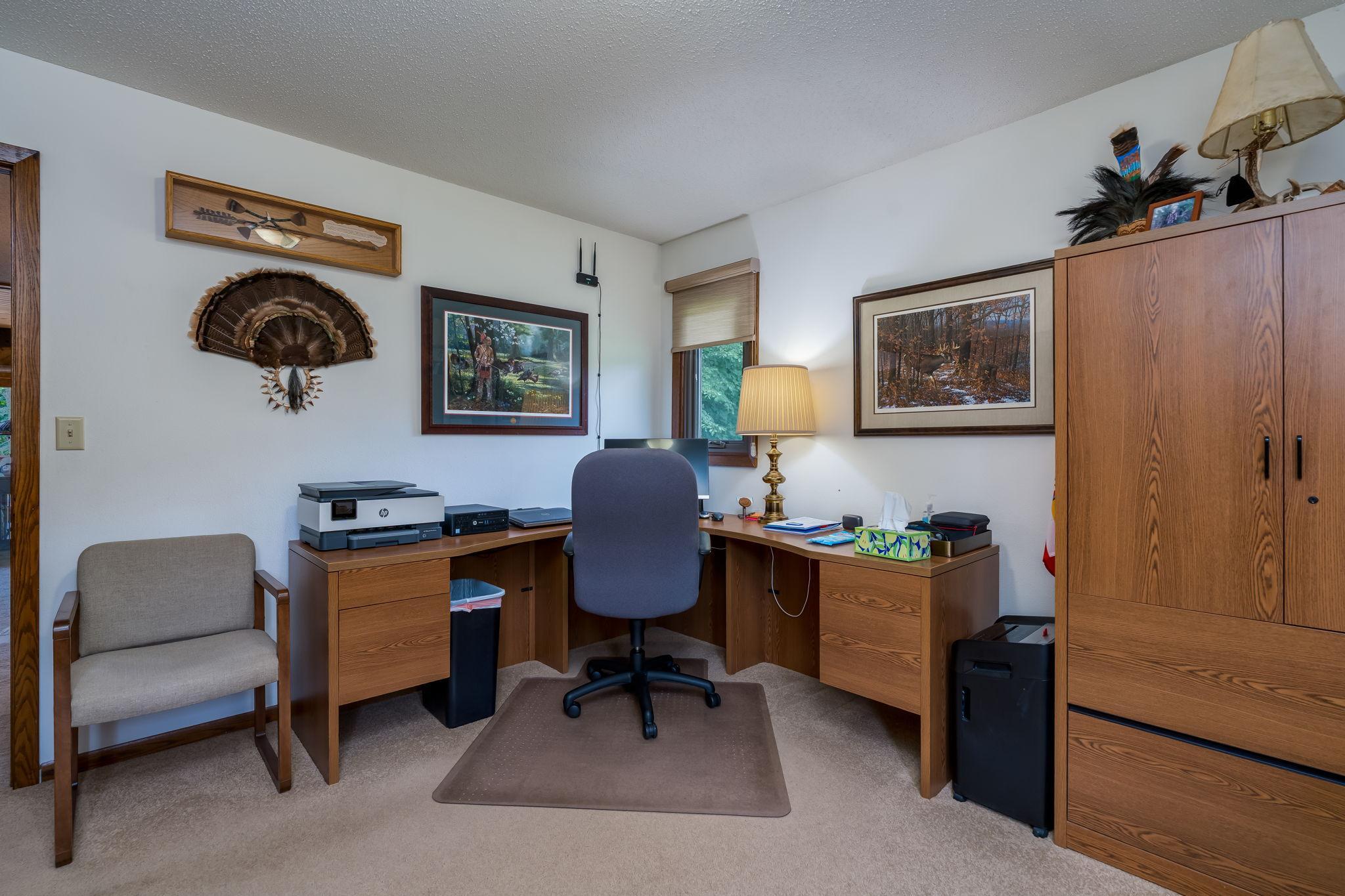 23-web-or-mls-314-meadow-woods-dr.jpg