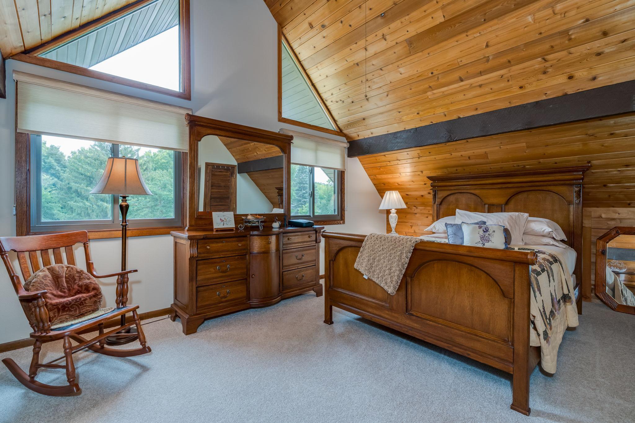 35-web-or-mls-314-meadow-woods-dr.jpg