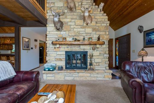 314 Meadow Woods Drive, Mankato, MN 56001
