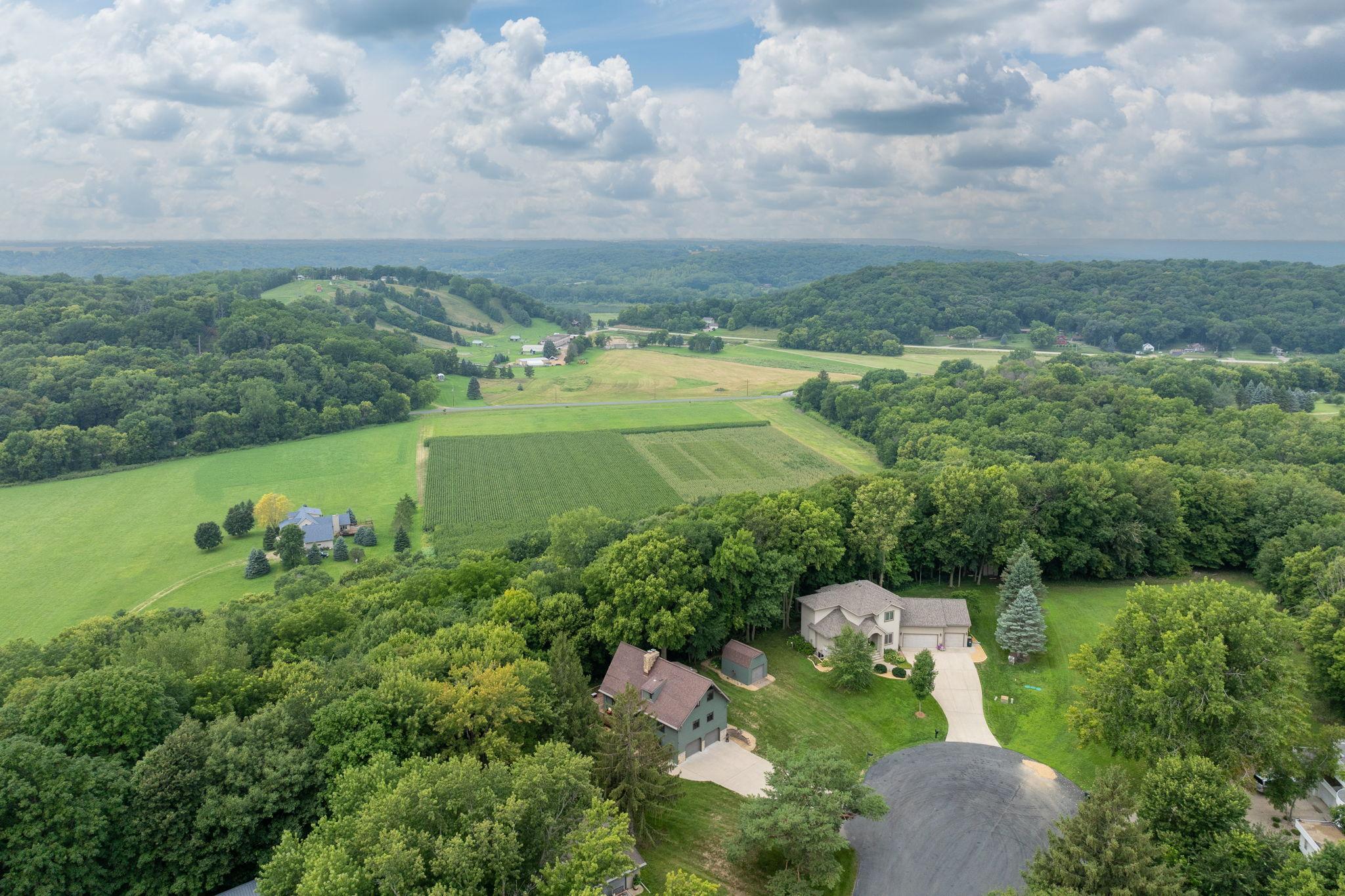 63-web-or-mls-314-meadow-woods-dr.jpg