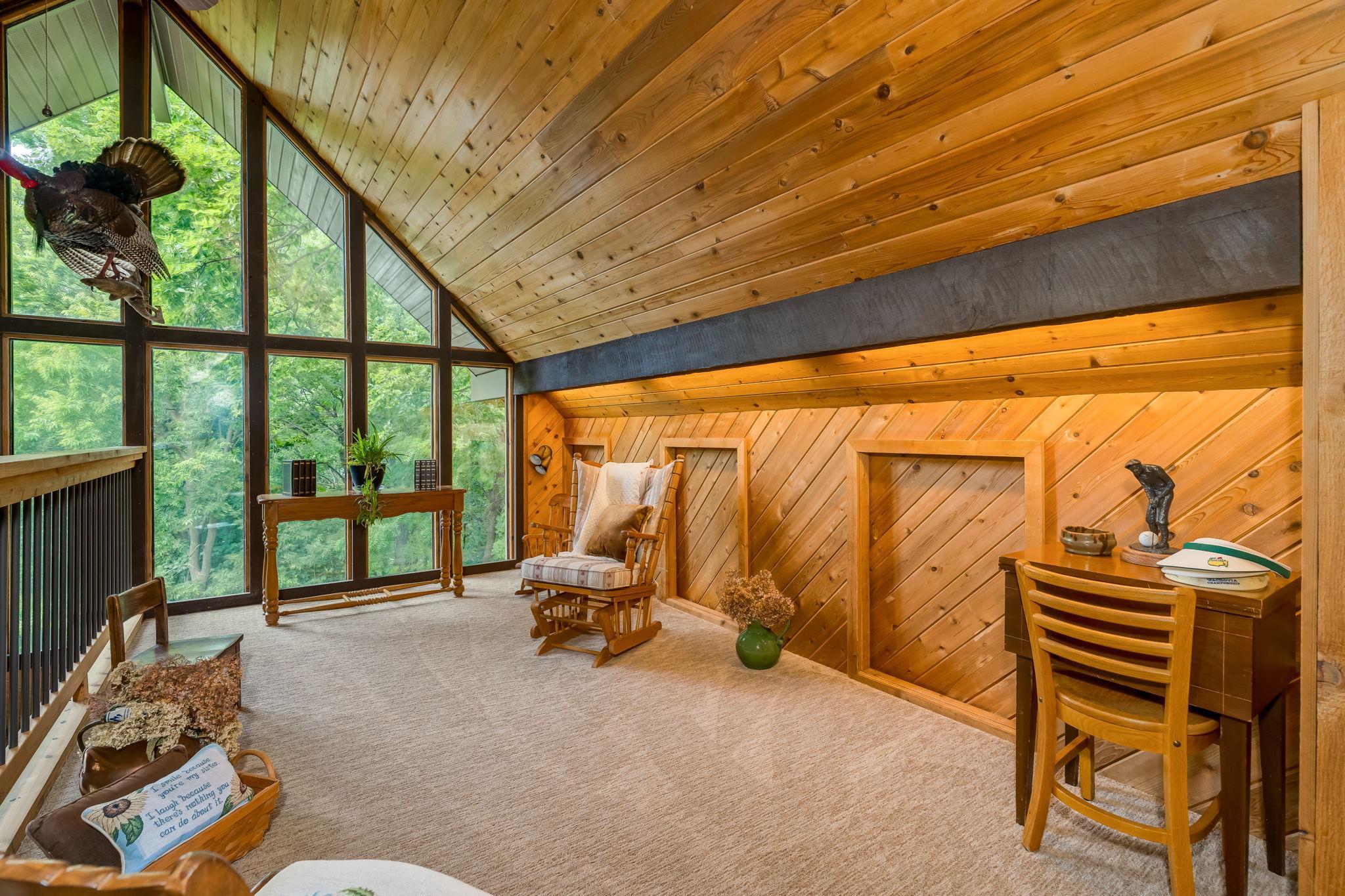 30-web-or-mls-314-meadow-woods-dr.jpg