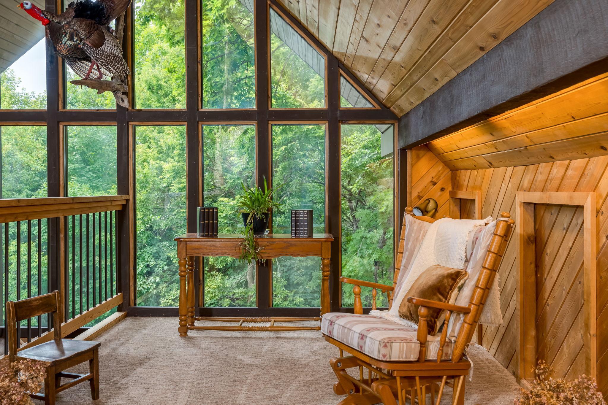 29-web-or-mls-314-meadow-woods-dr.jpg