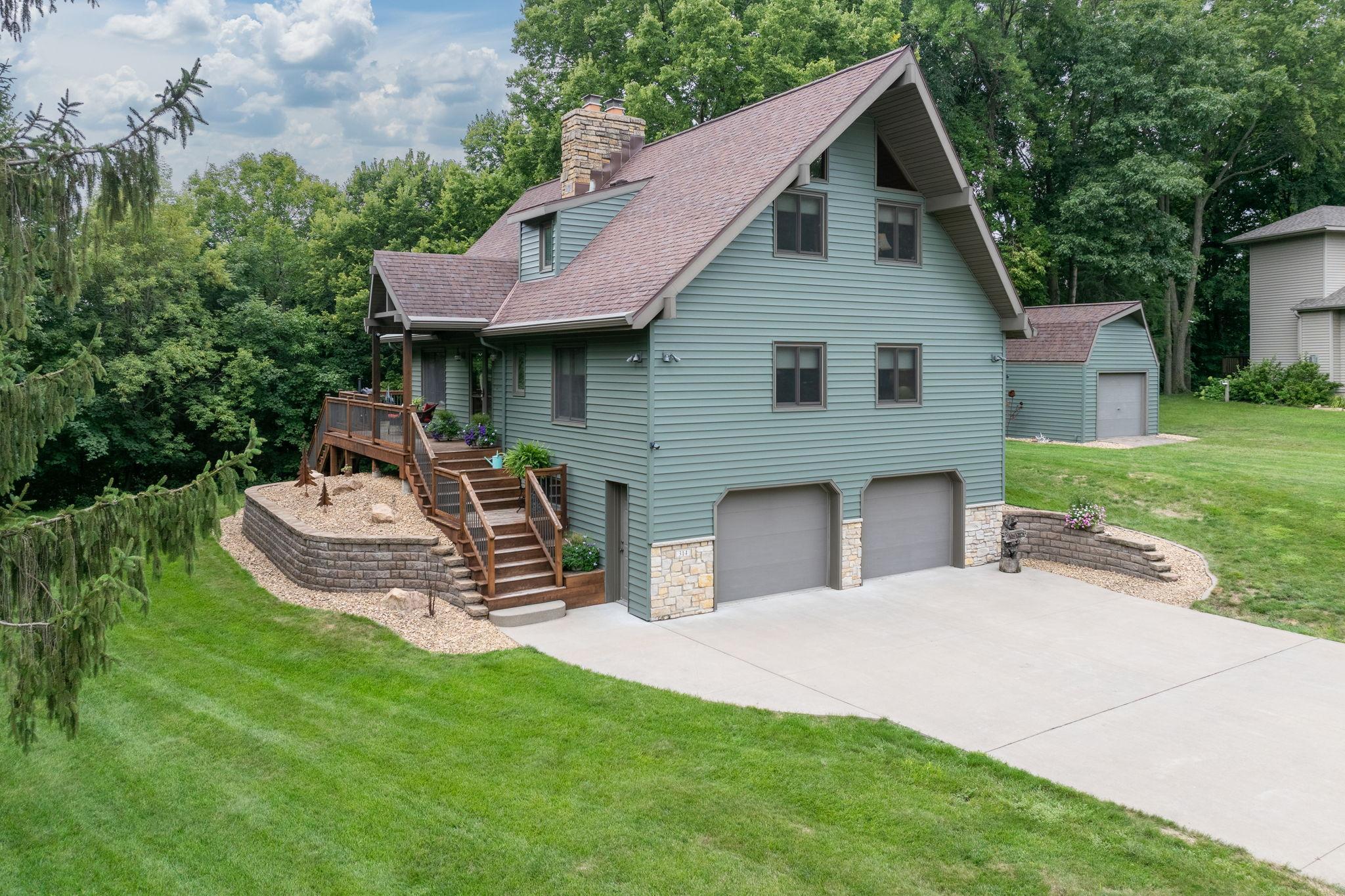 Property photo for 314 Meadow Woods Drive, Mankato, MN 56001