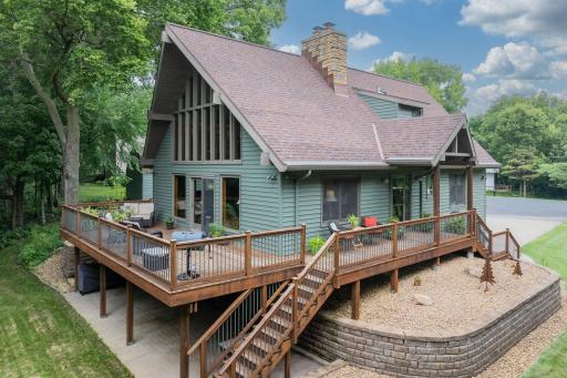314 Meadow Woods Drive, Mankato, MN 56001