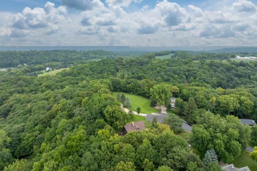 314 Meadow Woods Drive, Mankato, MN 56001