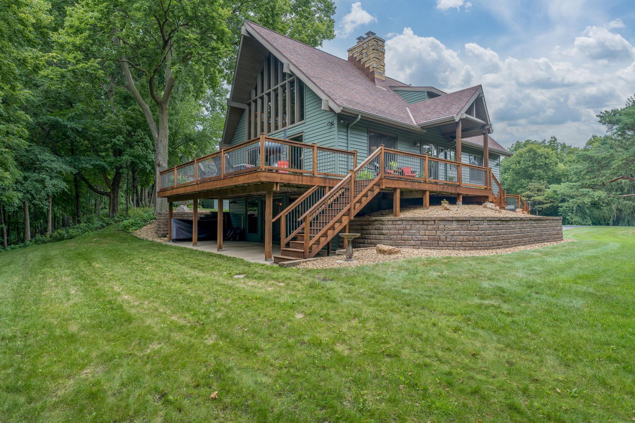 55-web-or-mls-314-meadow-woods-dr.jpg