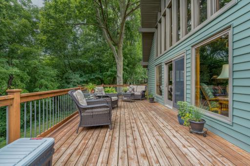 314 Meadow Woods Drive, Mankato, MN 56001