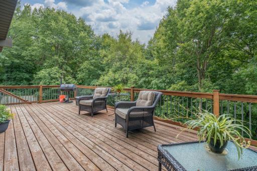 314 Meadow Woods Drive, Mankato, MN 56001