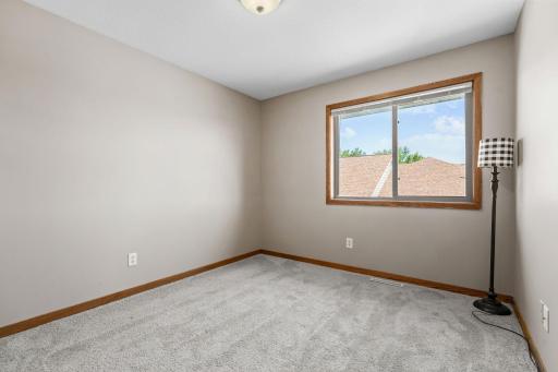 930 Aspen Circle, Watertown, MN 55388