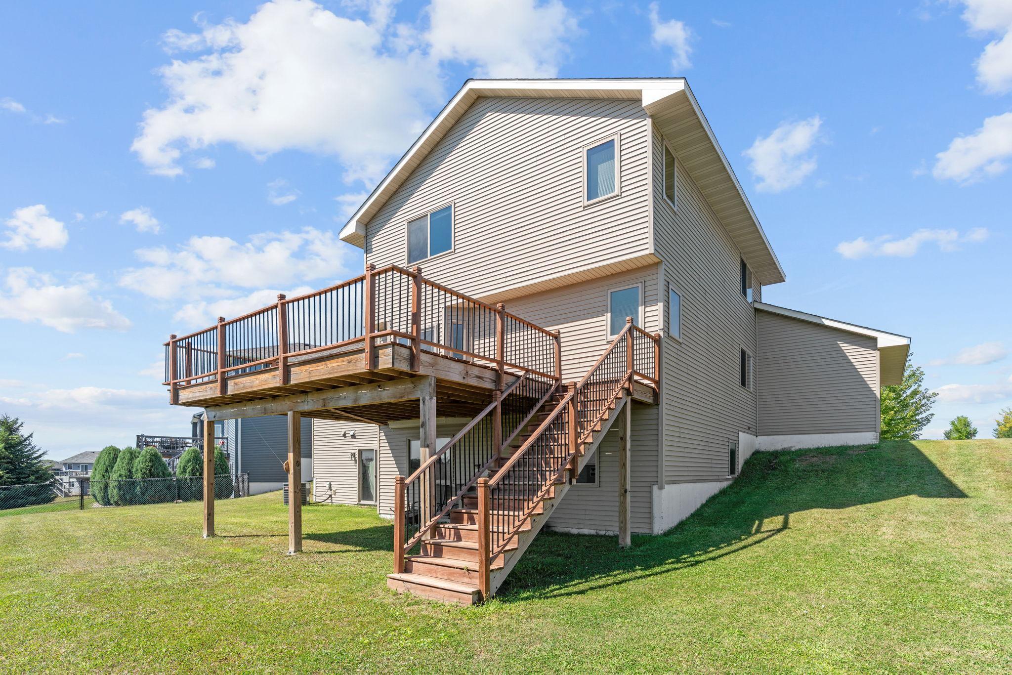 6-web-or-mls-930 Aspen Cir-6.jpg
