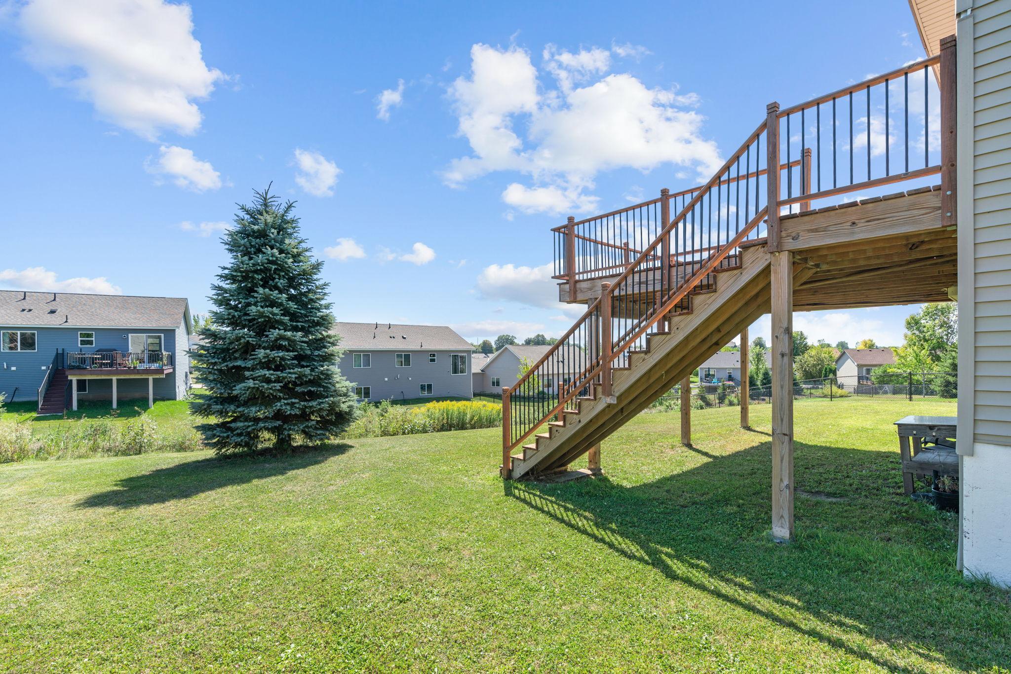 5-web-or-mls-930 Aspen Cir-5.jpg