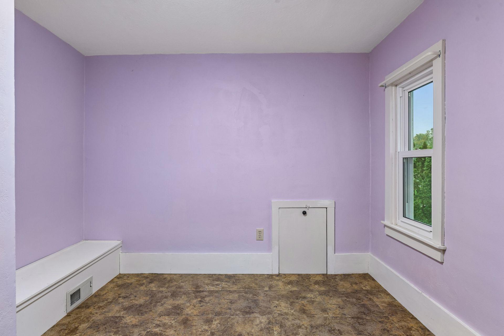 There is even a Flex Room that would be a great play room, media room or home office.