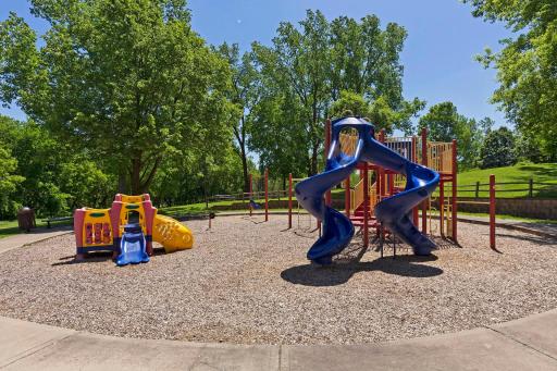 A great spot for outdoor play, Covington Parkâs playground has plenty to keep kids busy, with climbing, slides, swings and space to run and play.