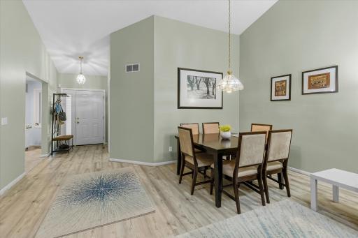 7856 Heinbuch Trail, Woodbury, MN 55125