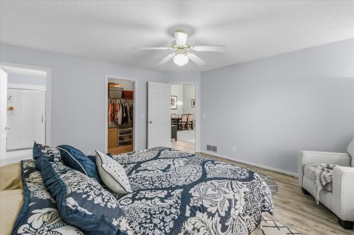 7856 Heinbuch Trail, Woodbury, MN 55125