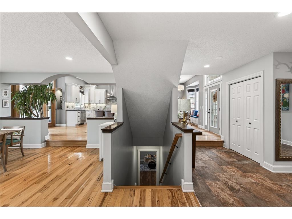 Wide stairs to basement
