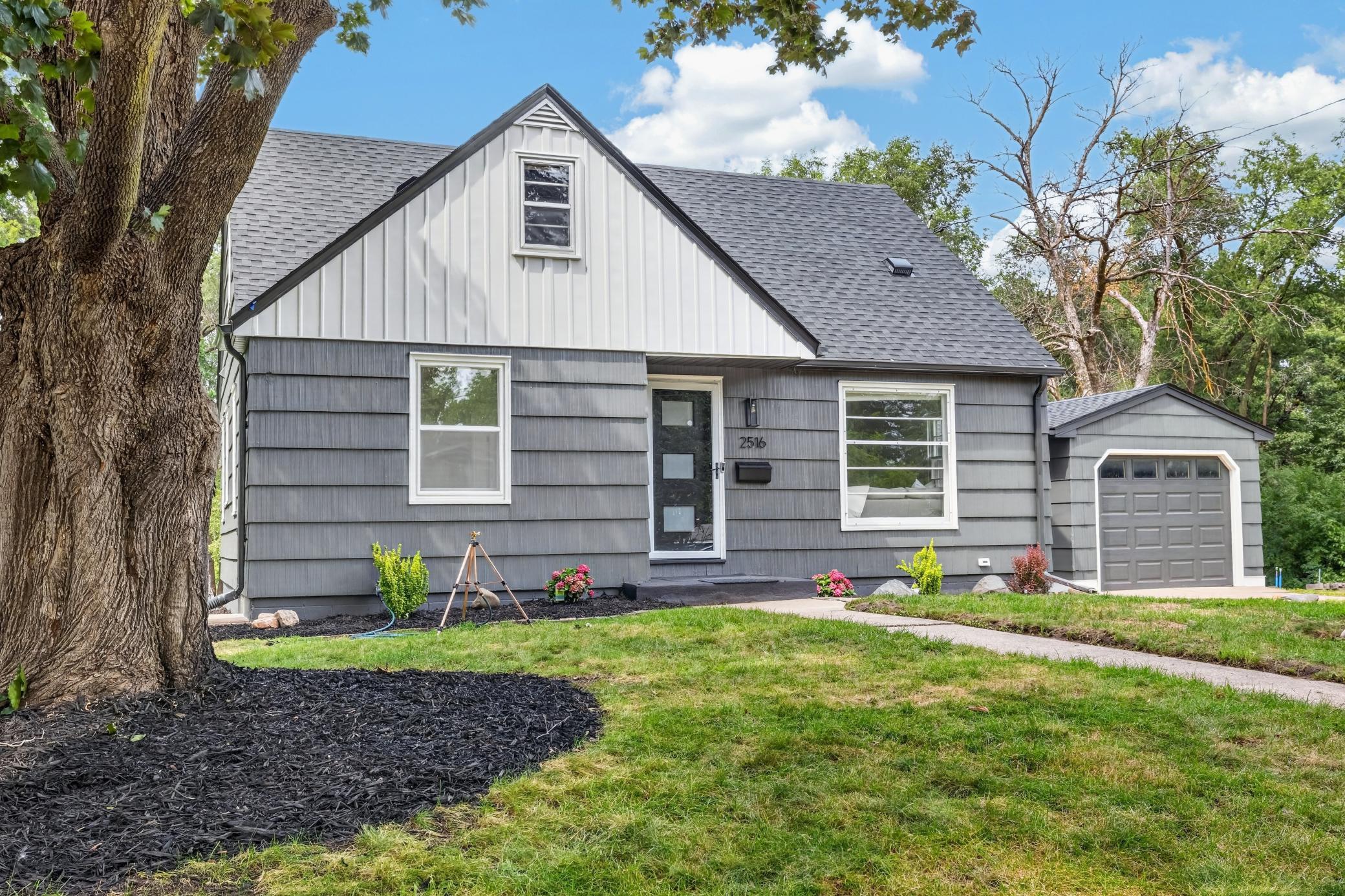 Photo for 2516 Westview Terrace, Minnetonka, MN 55305 - Listing #7127445 2_img_9779.jpg