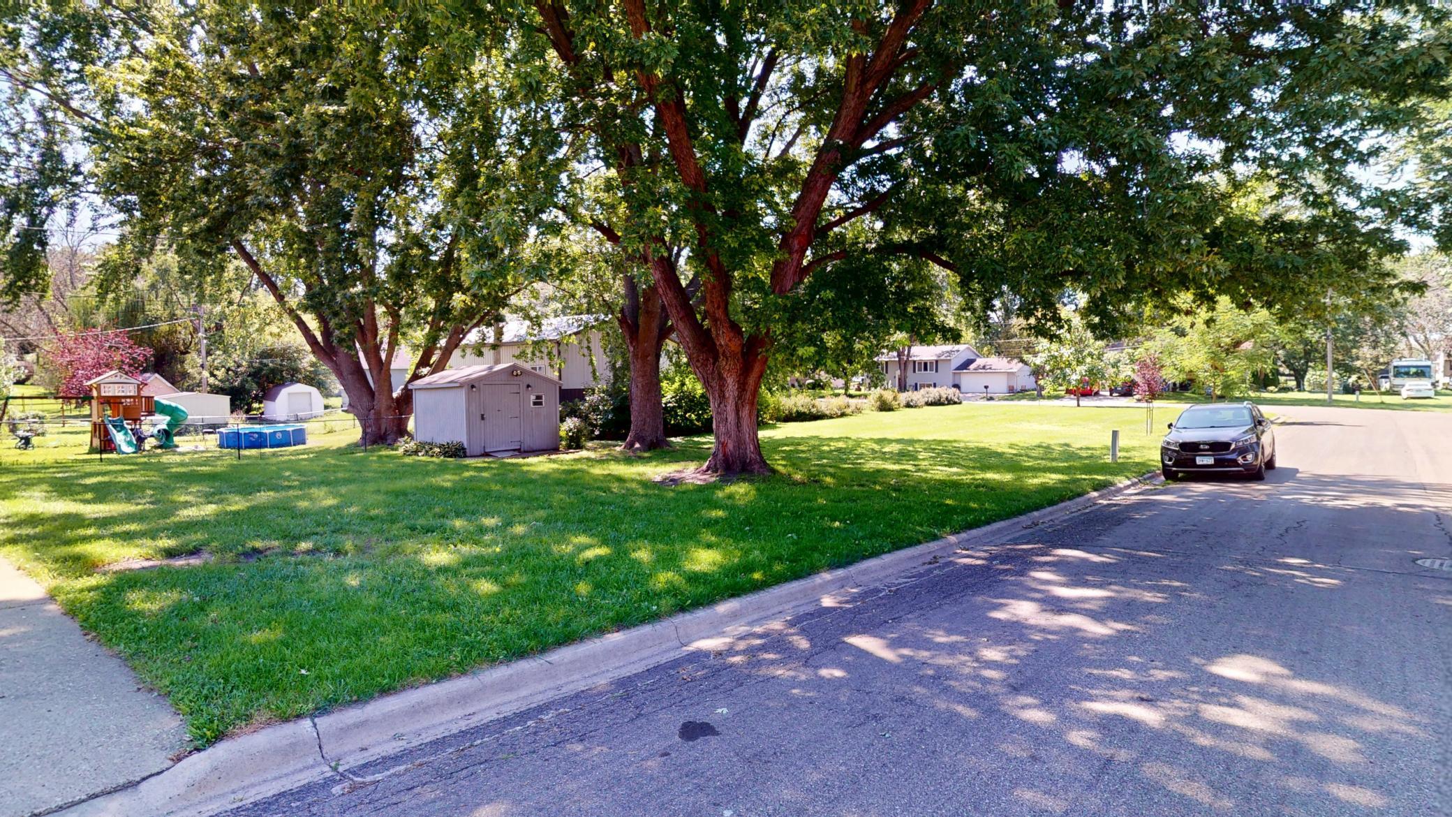 Shed and extra lot