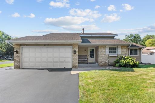 4717 Covington Circle, Eagan, MN 55122