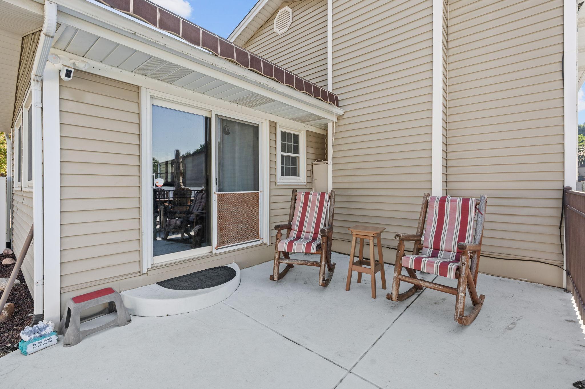 8-web-or-mls-4717 Cir-8.jpg