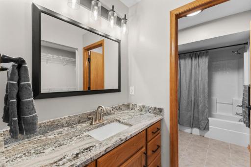 38-web-or-mls-8488 Powers Pl -184.jpg