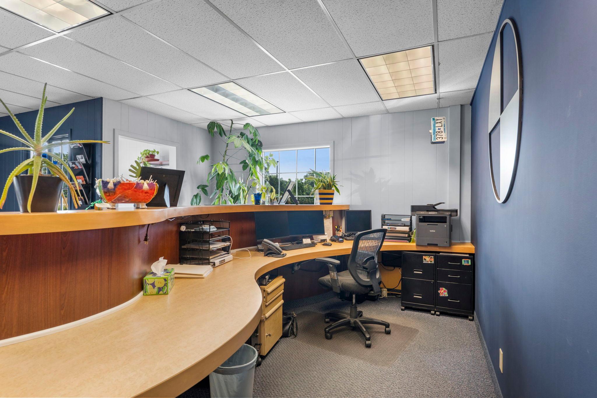 56-web-or-mls-1620 W 98th St-203.jpg