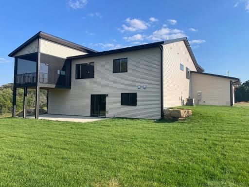 3503 Stonehedge Drive NE, Rochester, MN 55906