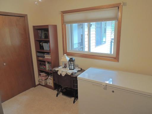Bedroom 3 - 9X10