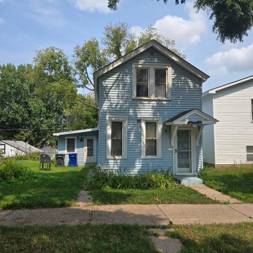 1025 Mclean Avenue, Saint Paul, MN 55106