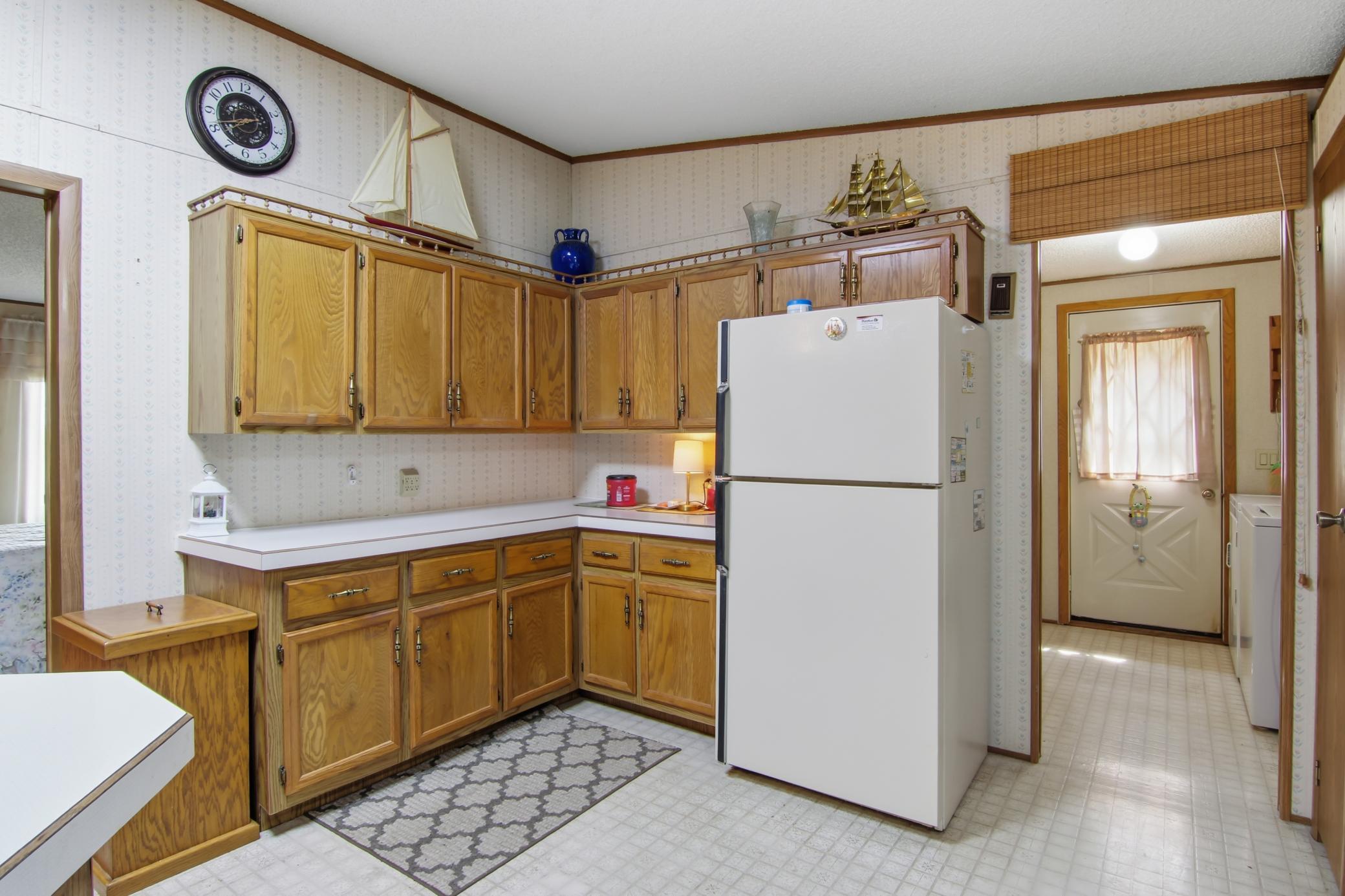 03-Kitchen-4-jpg.jpg