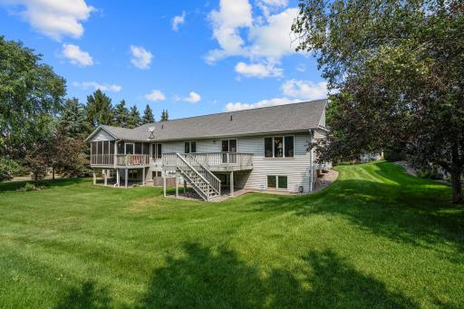37-web-or-mls-232-wildflower-ct.jpg