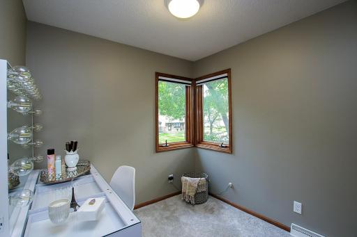 210 Interwood Drive, Glencoe, MN 55336