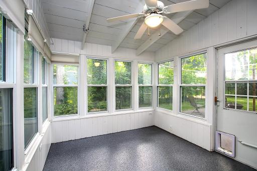 210 Interwood Drive, Glencoe, MN 55336