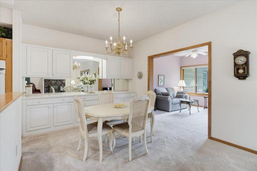 1900 Victoria Road S, J, Mendota Heights, MN 55118