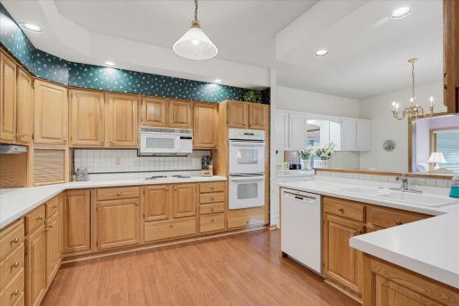 1900 Victoria Road S, J, Mendota Heights, MN 55118